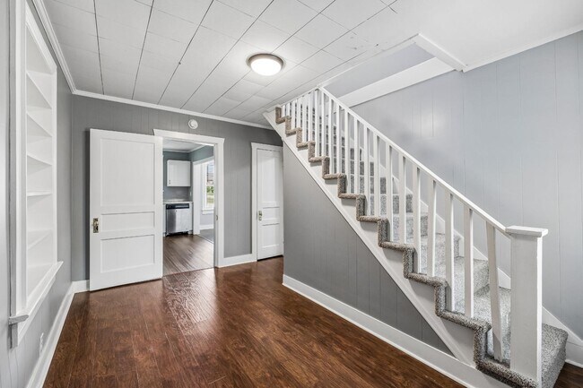 Building Photo - 226 Cumberland Dr