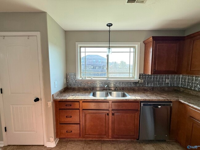 Building Photo - 110 Chestnut Cove