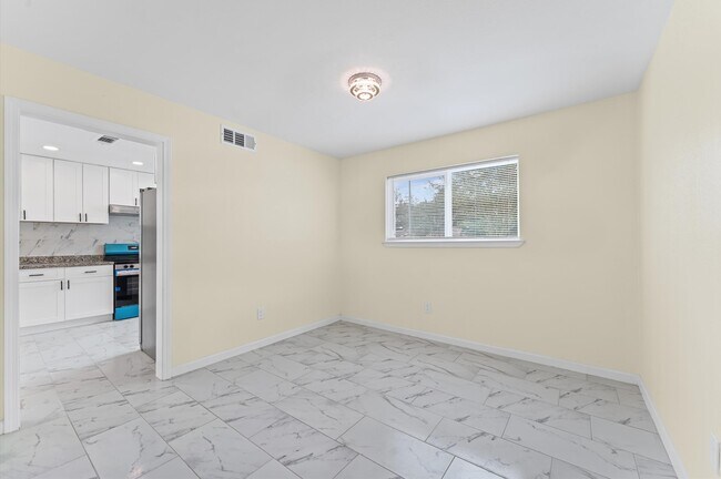 Building Photo - 10531 Spanish Grant Dr