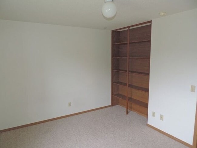 Building Photo - $1,150 | 2 Bedroom, 1 Bathroom Condo | No Pets | Available for August 1st, 2026 Move In!