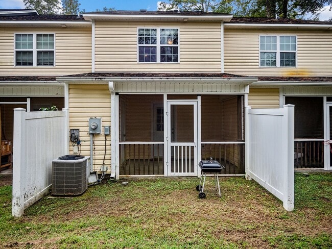 Building Photo - Welcome to Acorn Forest!