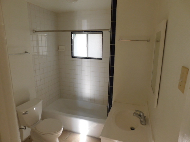 Building Photo - Cozy 2 bedroom 1 bath house for rent in Su...