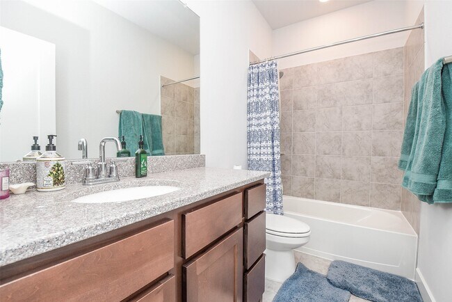 Building Photo - 8906 Luddenham Lilac Ln