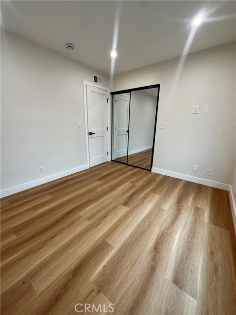 Building Photo - 5062 Greencap Ave