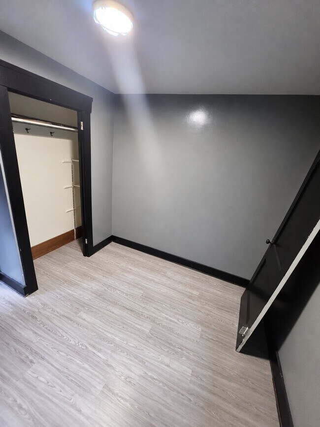 Building Photo - 1433 Marlboro Ave