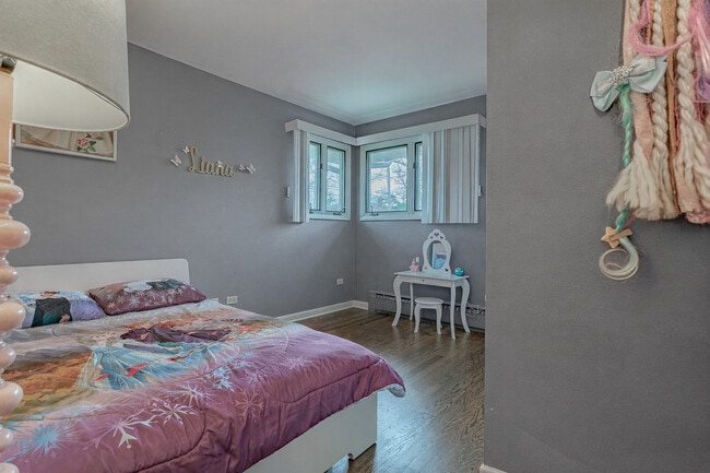 Building Photo - 3890 Gregory Dr