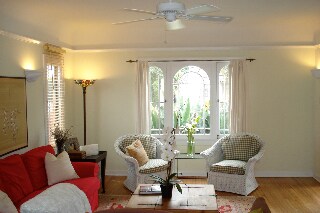 Building Photo - 832 N Detroit St