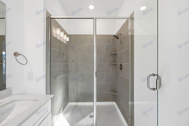 Building Photo - 1409 Silver Marten Trl