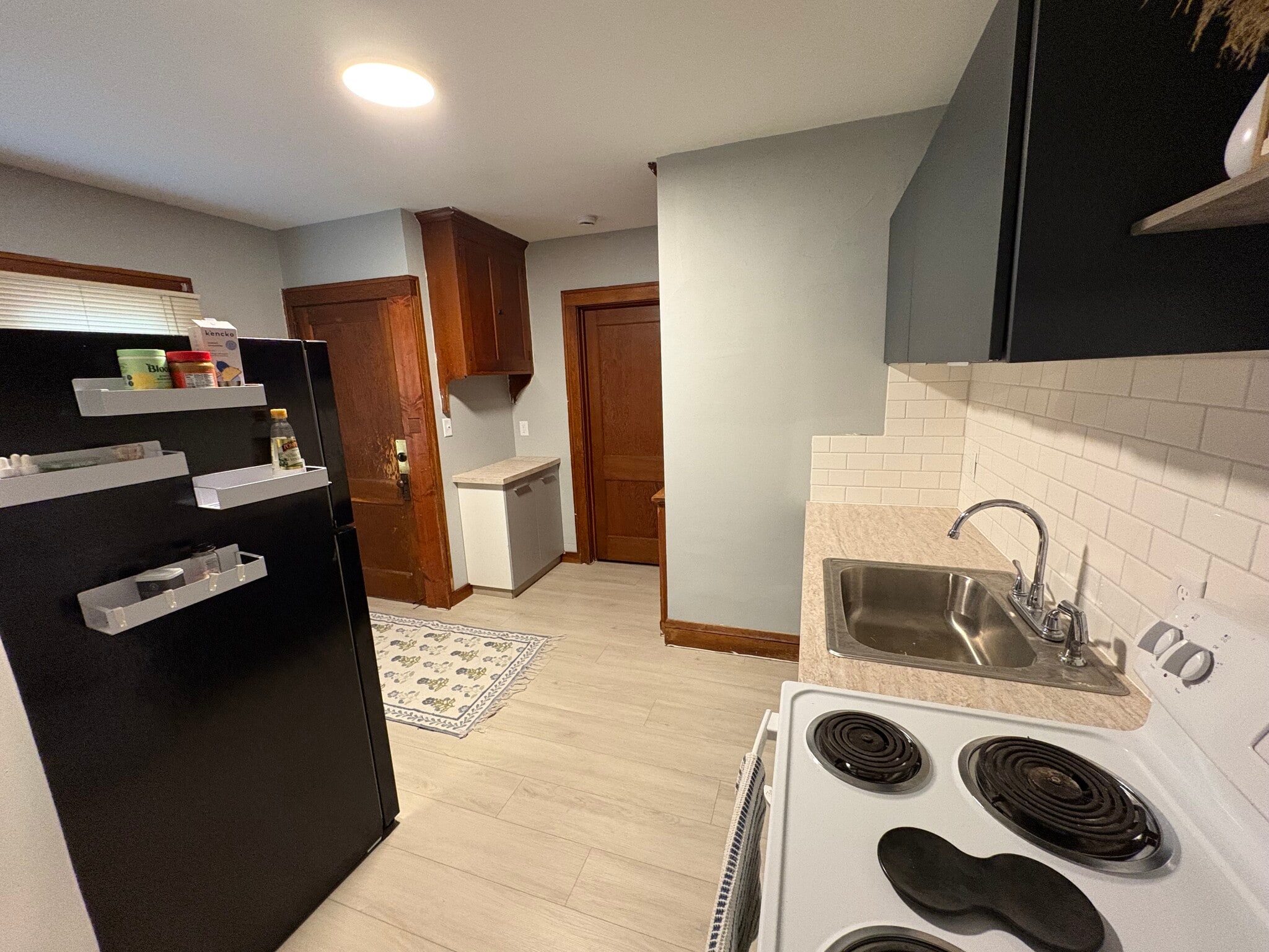 Building Photo - 1006 Gould Ave NE