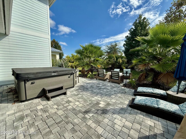 Building Photo - 52 Waterline Dr