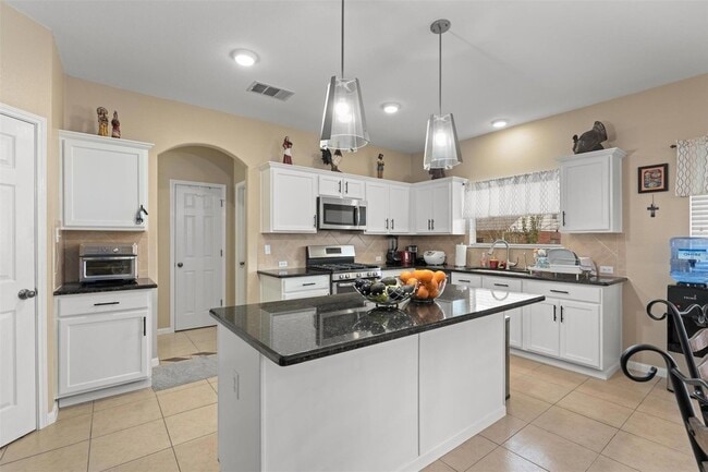 Building Photo - 2334 Caprock Pl