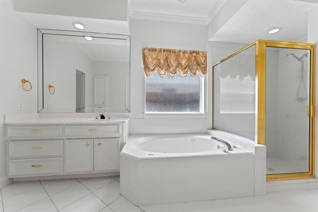 Building Photo - 29 Berry Blossom Dr