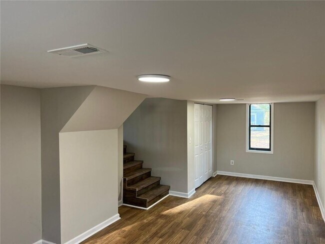Building Photo - 3177 Pinto Dr