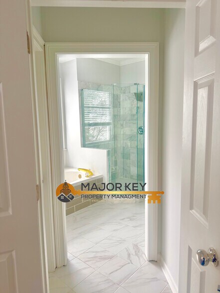 Building Photo - 7025 Bavarian Wood Pl