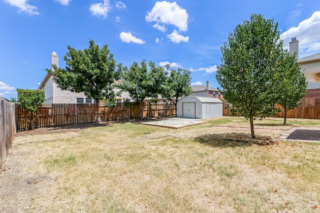 Building Photo - 4320 German Pointer Way