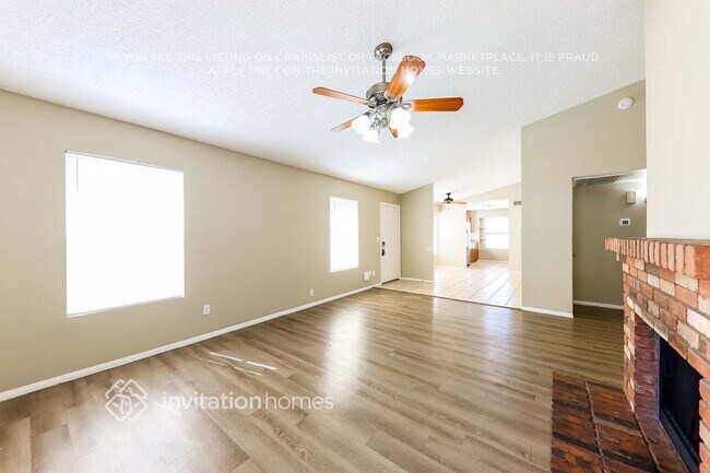 Building Photo - 11841 N 76th Ln