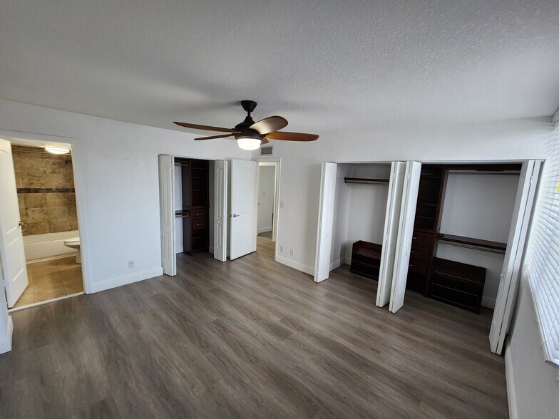 Master bedroom 3 - 9143 SW 77th Ave