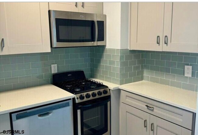 Building Photo - 9400 Atlantic Ave