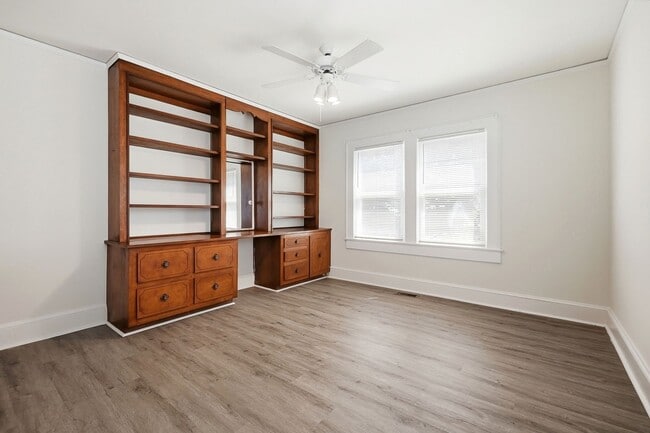 Building Photo - Fully Remodeled Home in the Heart of Belmont