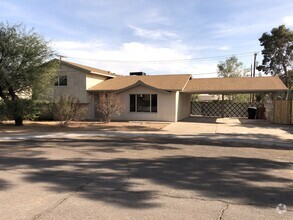 Building Photo - Great Location close to Old Town Scottsdale!