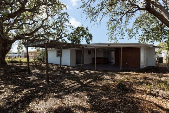 Building Photo - 3530 Umber Rd