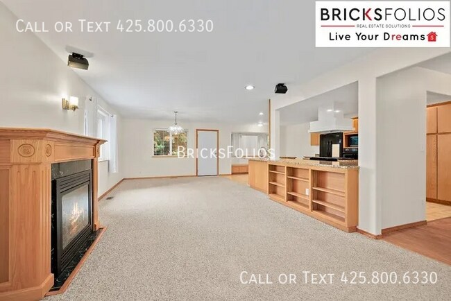 Building Photo - Welcome to Tukwila Haven – Open Concept Home Near Sound Transit!