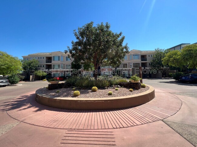 Building Photo - 425 W Rio Salado Pkwy