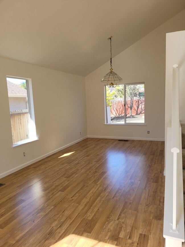 Building Photo - 745 Monte Carlo Dr