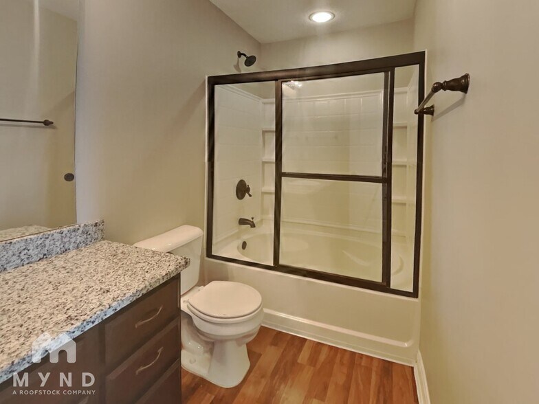 Building Photo - 618 Albermarle Dr