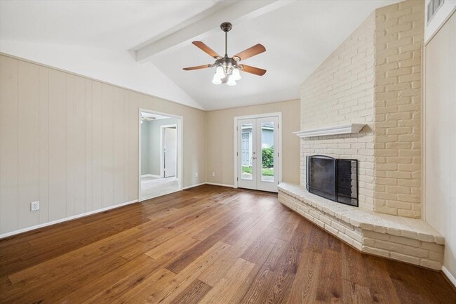 Building Photo - 14130 Britoak Ln
