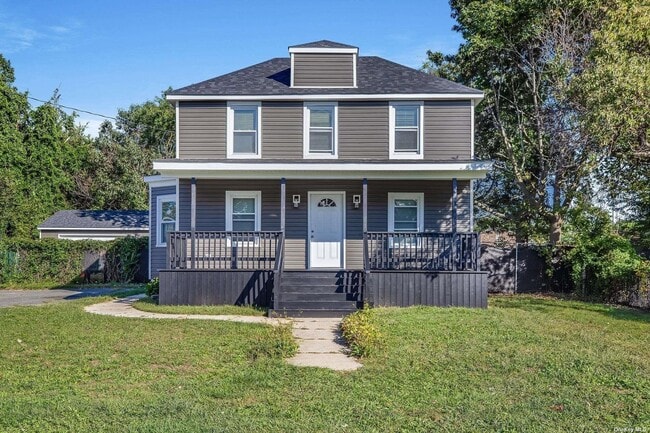Primary Photo - 29 Haab Ave
