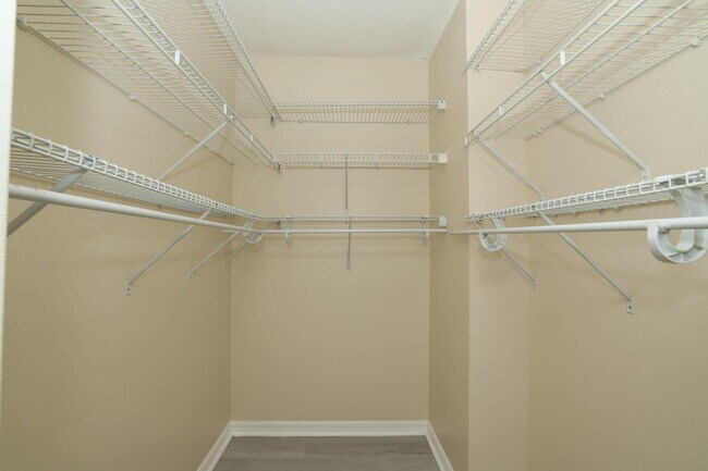 Building Photo - 4240 San Marino Blvd