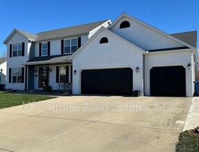 Building Photo - 1456 Dale Dr