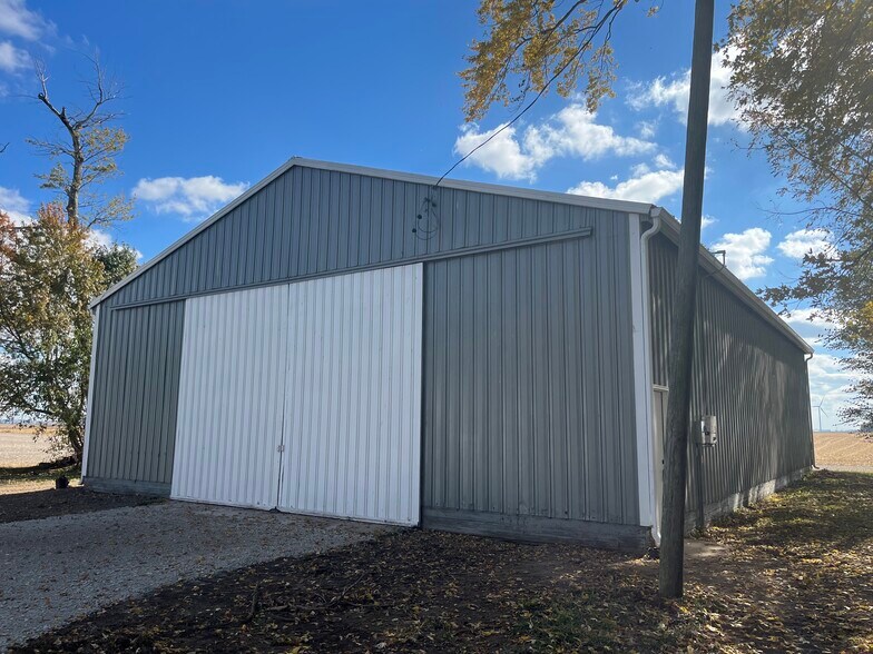 Building Photo - 14044 Strawn Rd