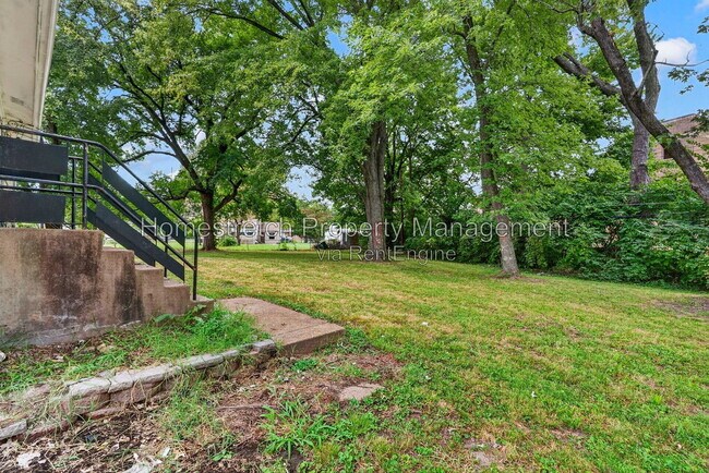 Building Photo - 9991 Fox Hall Ct