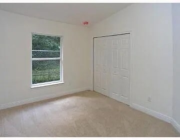 Building Photo - 2438 Princeton Ave