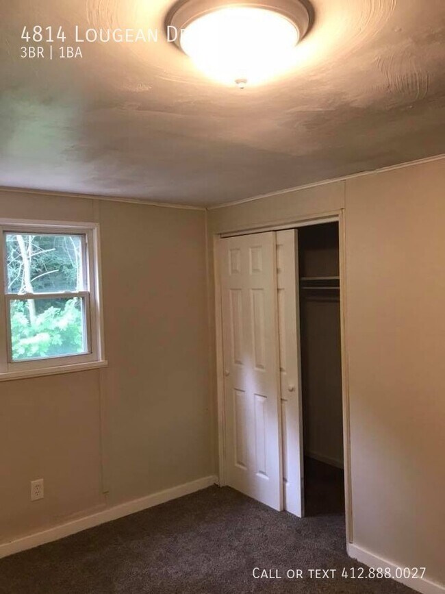 Building Photo - Lincoln Place- 3 BEDROOM / 1 BATHROOM HOUSE