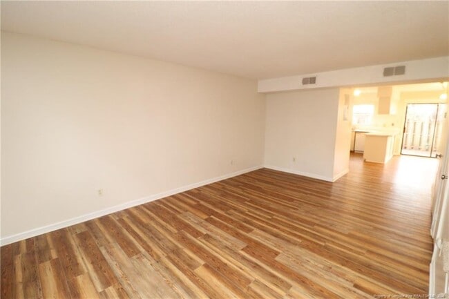 Building Photo - 1260 Donaldson Ct