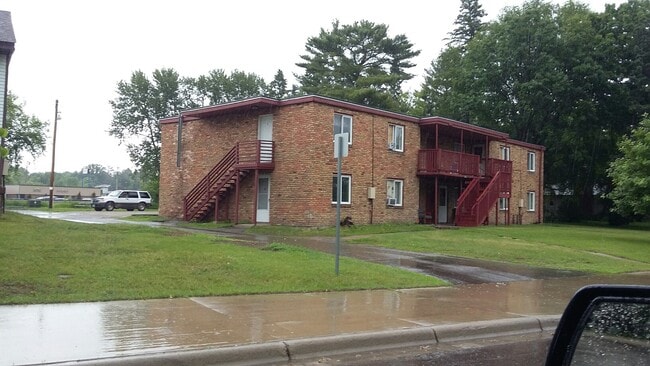 525 Building - Canal Apartments