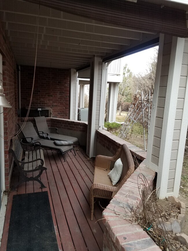 Building Photo - 9484 Southern Hills Cir.