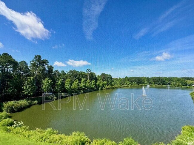 Building Photo - 10411 Rosegate Ct
