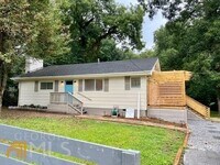 Building Photo - 1263 Oakland Dr SW