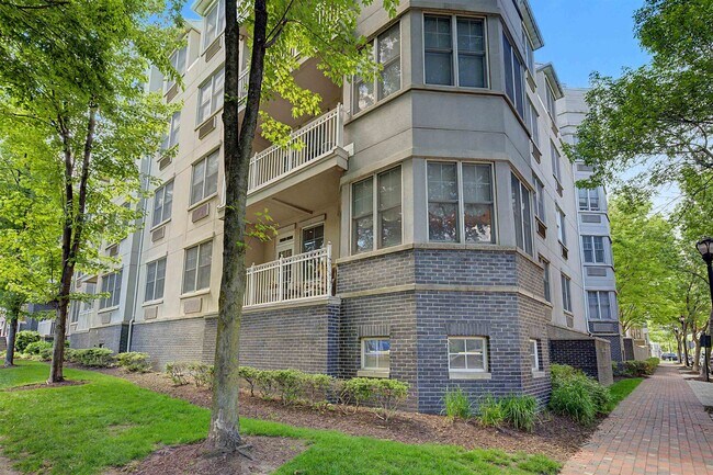 Building Photo - 4 Constellation Pl