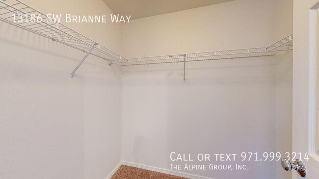 Building Photo - 13186 SW Brianne Way