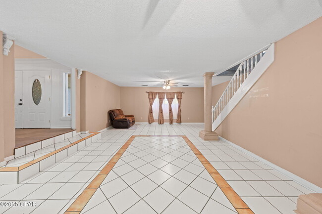 Building Photo - 301 Fairway Blvd