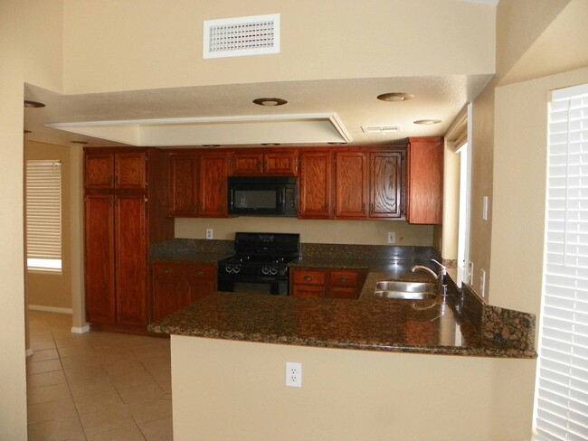 Building Photo - SINGLE STORY HOME – CUL-DE-SAC – 3 CAR GAR...