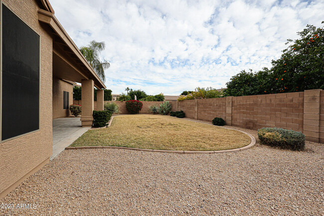 Building Photo - 4603 W Villa Linda Dr