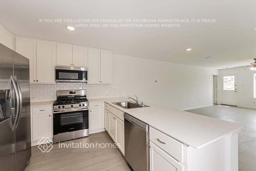 Building Photo - 1207 Canyon Wren Dr