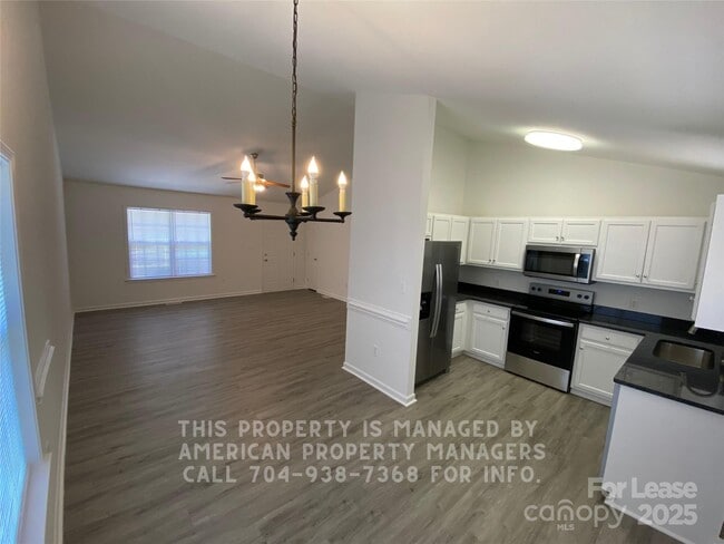 Building Photo - 41 Ridge Ct SE