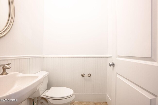 Building Photo - 61 Madie Ln